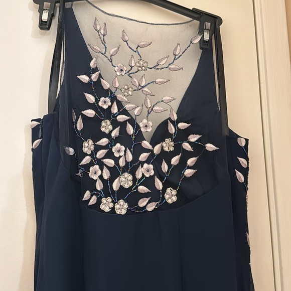 Stunning formal navy floor length gown Illusion back PROM ready - Picture 5 of 7